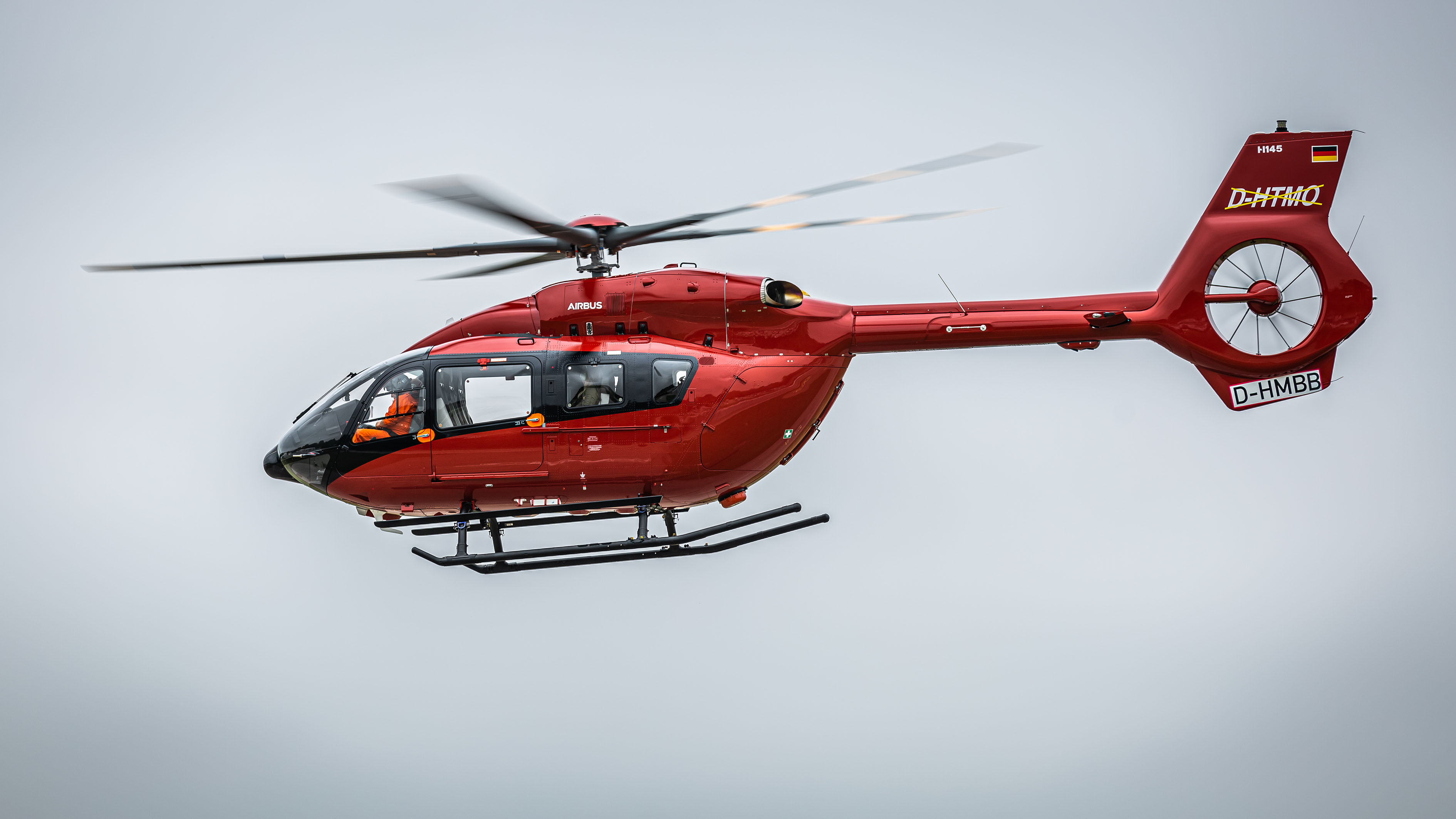 First 5. H145 вертолет. H145 Helicopter.