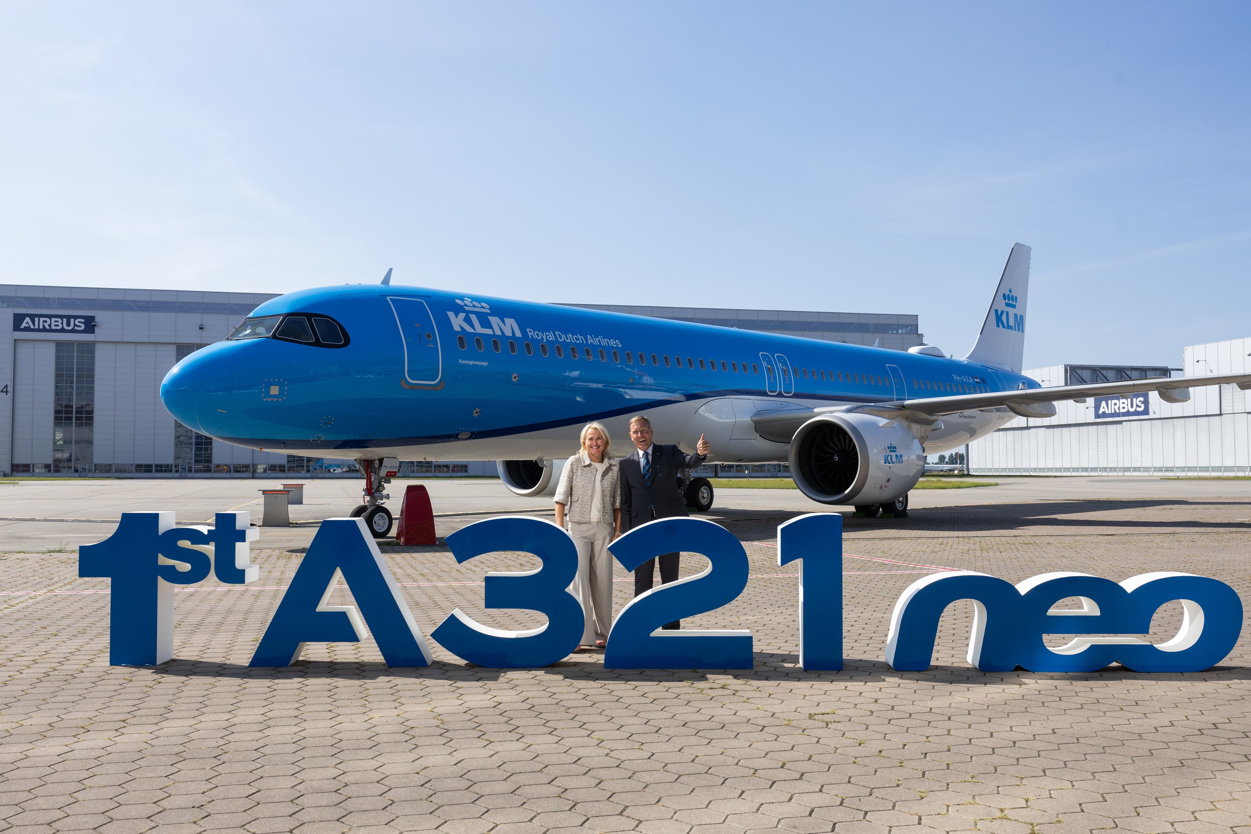 激レア 希少 AIRBUS A321NEO KLM GJKLM2291 KLM takes delivery of its first Airbus A321neo aircraft | Airbus