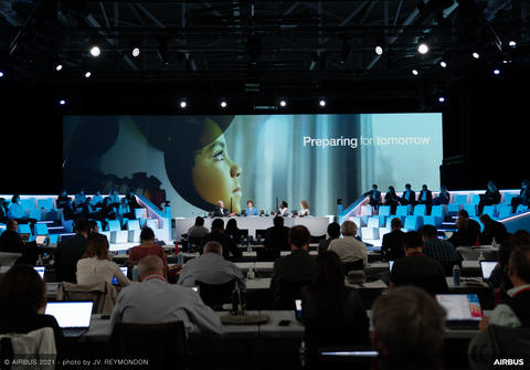 Airbus-Summit-2021-Day-02-Preparing-for-tomorrow-005.jpg Airbus-Summit-2021-Day-02-Preparing-for-tomorrow-005.jpg