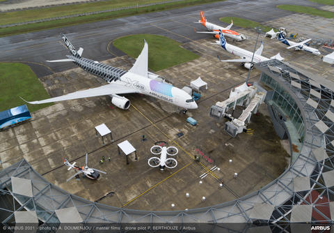 Airbus-summit-2021-Day-1-Static-Display-by-drone-02-002.jpg