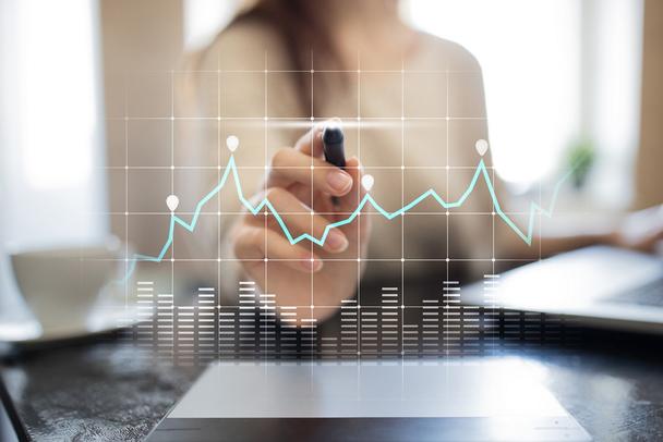 Interactive Analyst Center Interactive Analyst Center