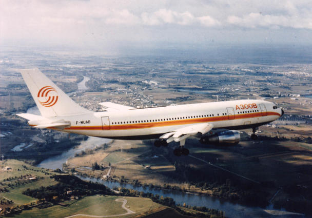A300B in flight