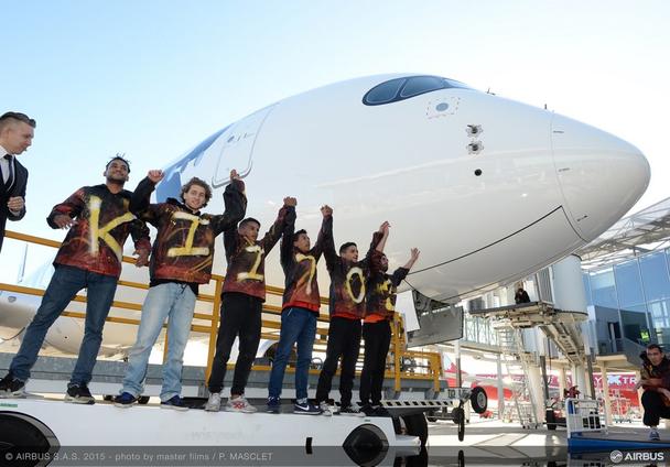 Kiitos! Airbus used the native language of Finnair’s home country to say “thank you,” as the airline became the first European-based operator to receive the all-new A350 XWB. Kiitos! Airbus used the native language of Finnair’s home country to say “thank you,” as the airline became the first European-based operator to receive the all-new A350 XWB.
