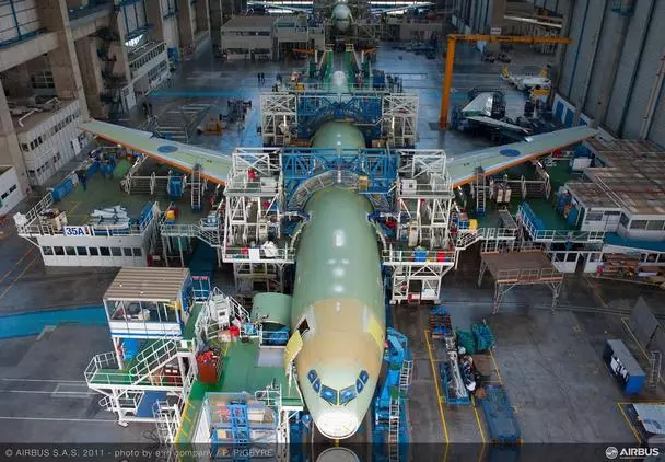 Airbus’ A330 production rate reached an all-time high of 10 per month in 2013.
