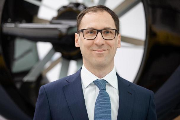 Thomas Hundt Thomas Hundt
