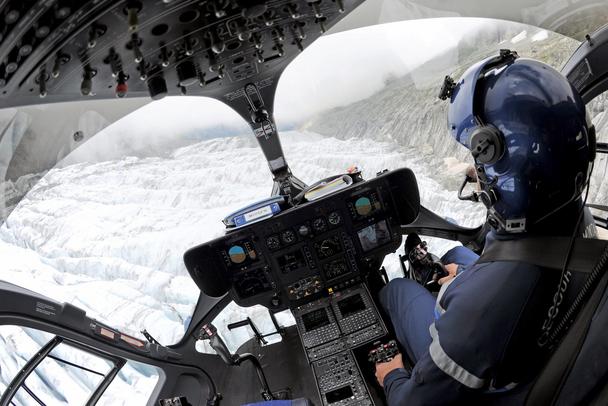 helicopter-flight-snow.jpg helicopter-flight-snow.jpg