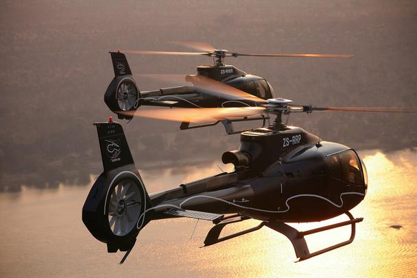 helicopter-formation-flight.jpg
