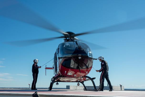 helicopter-take-off.jpg helicopter-take-off.jpg
