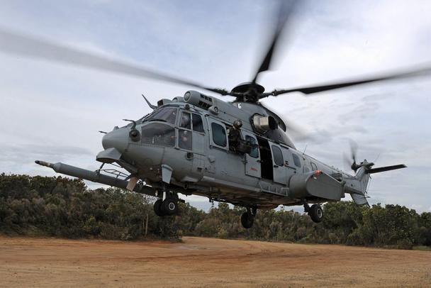 The H225M Caracal multirole utility helicopter is ordered by the Kuwait Ministry of Defence.