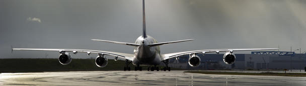 header-home-A380-back