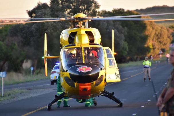 EC145