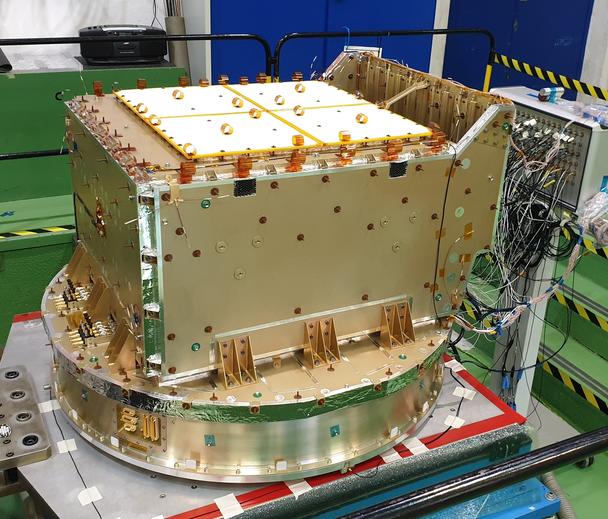 Eutelsat-Quantum-Elsa-antenna Eutelsat-Quantum-Elsa-antenna