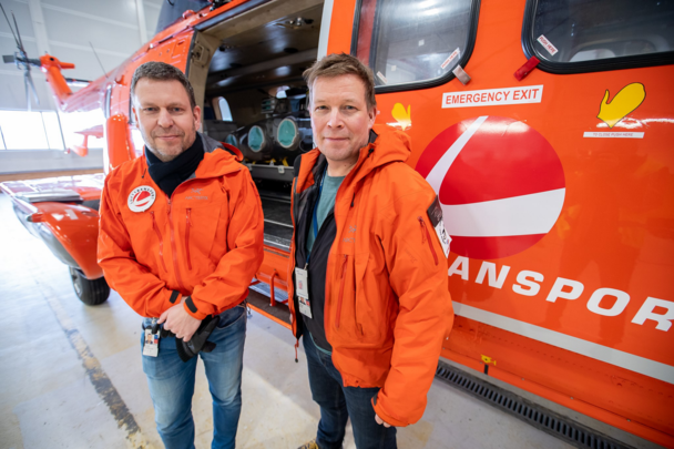 Lufttransport CEO Frank Wilhelmsen and UNN Doctor Bård Rannestad Lufttransport CEO Frank Wilhelmsen and UNN Doctor Bård Rannestad