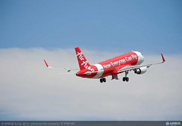 Airbus delivers 8,000th aircraft – an A320 for AirAsia