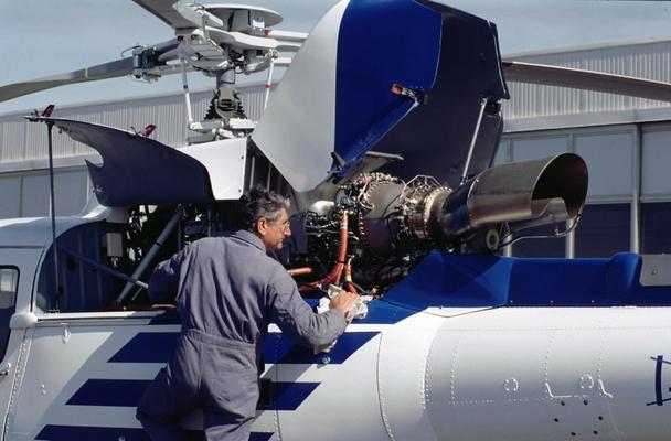 helicopter-maintenance-outdoors.jpg helicopter-maintenance-outdoors.jpg