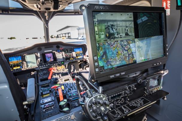 monitor-cockpit.jpg monitor-cockpit.jpg