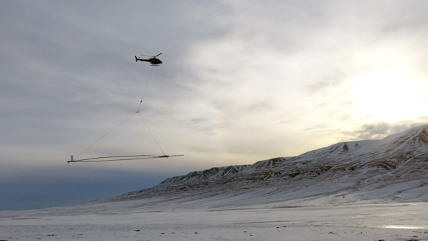 An H125 deployed in Greenland maps groundwater using the geophysical system from SkyTEM An H125 deployed in Greenland maps groundwater using the geophysical system from SkyTEM