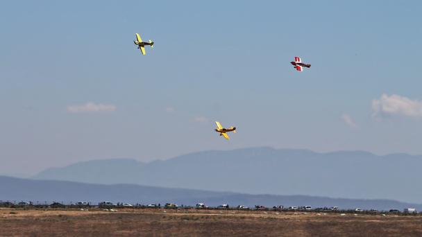 team-mobius-flying