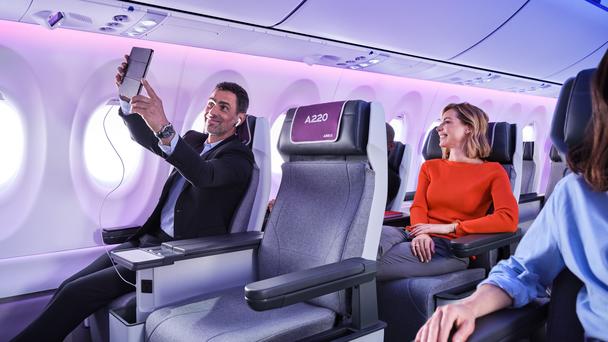A220 cabin A220 cabin