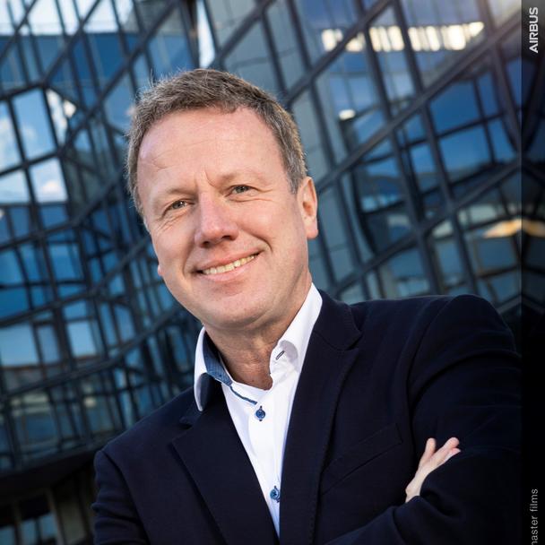 Klaus Roewe Klaus Roewe