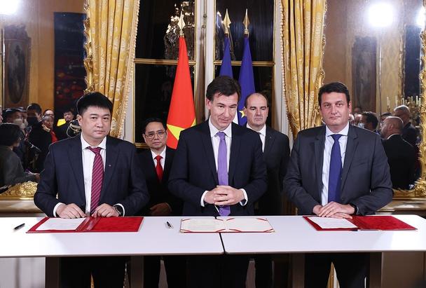 Signature Ceremony