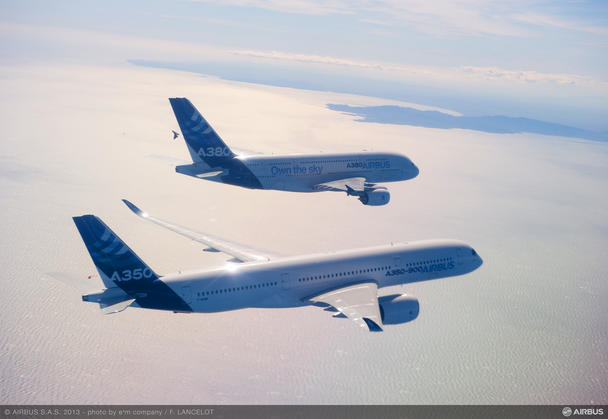 A350 AND A380 IN FLIGHT (1).jpg A350 AND A380 IN FLIGHT (1).jpg