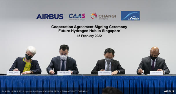 Airbus signs agreement to study hydrogen hub in Singapore - Signing