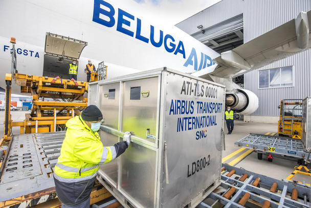 airbus-face-masks-beluga-transport-1 airbus-face-masks-beluga-transport-1