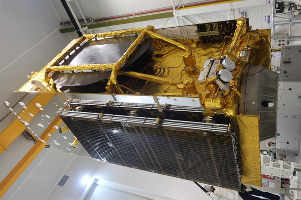 Picture: Hotbird 13F ready