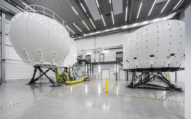 Flight simulators Flight simulators