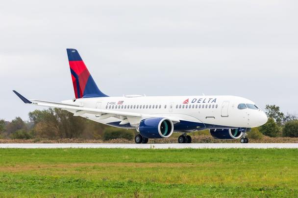Delta Air Lines 220-300 Delta Air Lines 220-300