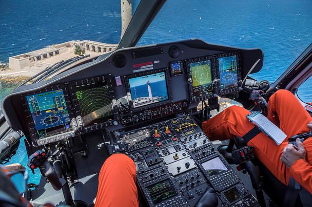 Lead photo hirez Helionix avionics - view into a helicopter cockpit