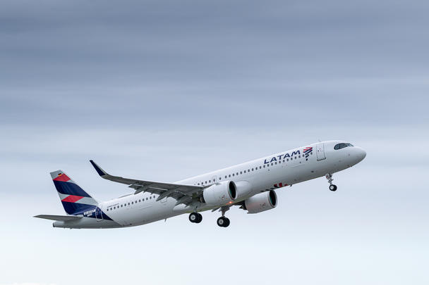 LATAM A321neo LATAM A321neo