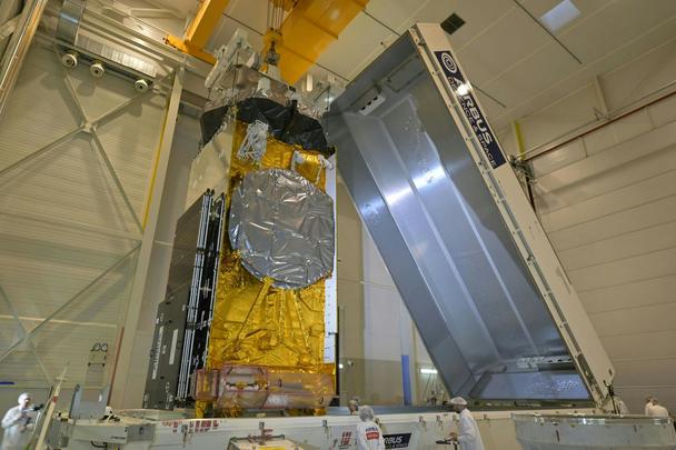 Eutelsat 36D satellite being packed into its transport container - Copyright Airbus Eutelsat-36D-loading-lowres-Copyright-Airbus