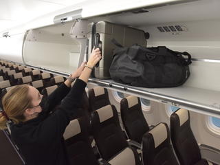 Swiss-International-Air Lines-A320neo-Airspace-cabin-photo-HD
