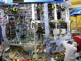 Orion ESM integration in cleanroom in Bremen Artemis I pre launch ESM 1