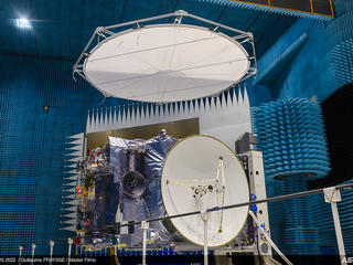JUICE RIME antenna integration © Airbus 2022 JUICE RIME antenna integration © Airbus 2022