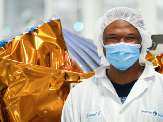 OneWeb Cleanroom
