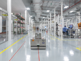 OneWeb Cleanroom