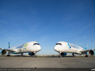 A350-1000 Air Caraibes & French bee together