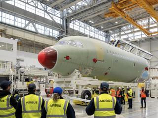 First A321 moulding in Toulouse station 41