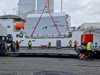 Sentinel-2C being loaded into Canopée