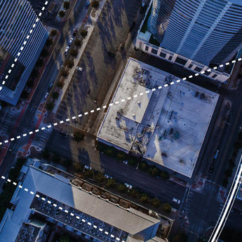 Unmanned traffic solutions for the safe entry of drones and future air taxis into the lower airspace.
