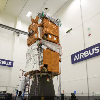 Both final Pléiades Neo satellites in their “self-stacked” configuration during mechanical tests 