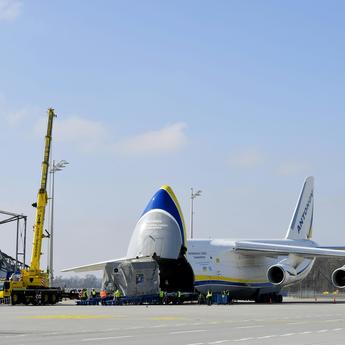 EarthCARE shipment-loading