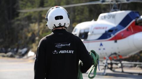 H125