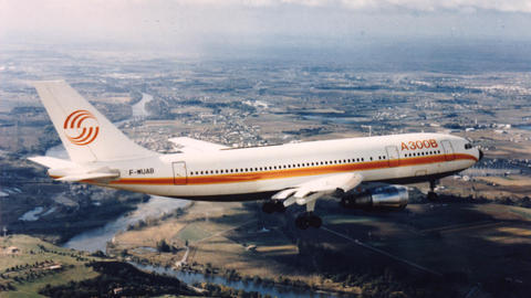 A300B in flight