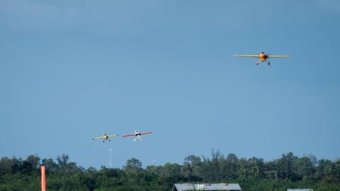 Air Race E