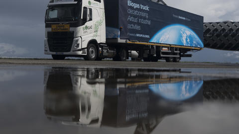 Airbus-Summit-2021-Day-1-Biogas-Truck-002.jpg