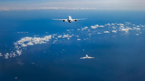 The aerial dance of DLR’s Falcon 20E and #A350 operating on 100% SAF